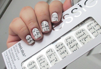 Essie Naklejki na Paznokcie Love to Love you