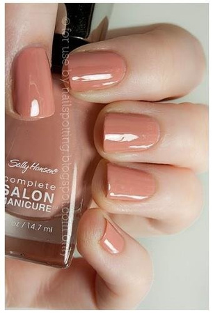 Sally Hansen Complete Salon lakier Nude Now 230